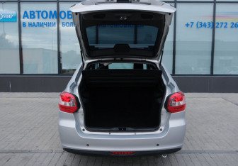 Подержанный автомобиль LADA (ВАЗ) Granta Liftback 2014 года (19 фото)