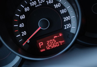 Подержанный автомобиль Kia Cerato Sedan 2009 года (17 фото)