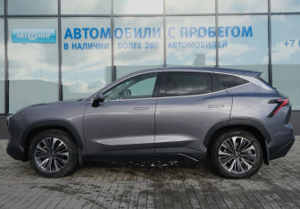 Подержанный автомобиль Jetour Dashing 2023 года (2 фото)