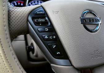 Подержанный автомобиль Nissan Murano Suv 2012 года (13 фото)