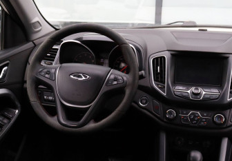 Подержанный автомобиль Chery Tiggo 5 2014 года (19 фото)