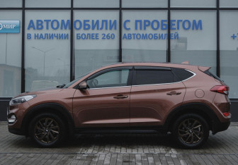 Подержанный автомобиль Hyundai Tucson 2017 года (2 фото)