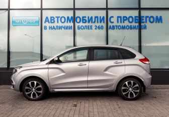 Подержанный автомобиль LADA (ВАЗ) XRAY 2017 года (2 фото)