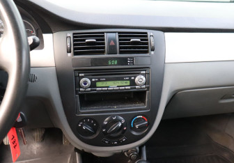 Подержанный автомобиль Chevrolet Lacetti Sedan 2012 года (10 фото)