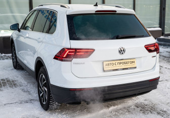 Подержанный автомобиль Volkswagen Tiguan 2018 года (3 фото)
