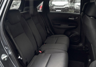 Подержанный автомобиль Honda Fit 2021 года (17 фото)