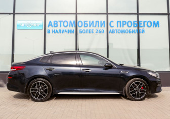 Подержанный автомобиль Kia Optima Sedan 2019 года (6 фото)