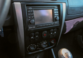 Подержанный автомобиль Nissan Almera Sedan 2013 года (13 фото)