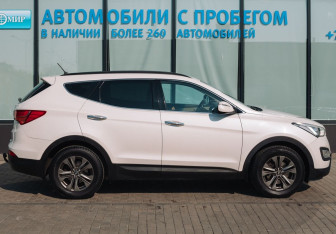 Подержанный автомобиль Hyundai Santa Fe 2013 года (6 фото)