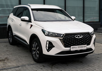 Подержанный автомобиль Chery Tiggo 7 Pro Max 2023 года (7 фото)