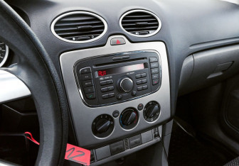 Подержанный автомобиль Ford Focus Hatchback 2010 года (10 фото)