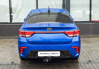 Подержанный автомобиль Kia Rio Sedan 2018 года (4 фото)