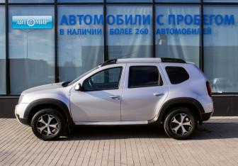 Подержанный автомобиль Renault Duster 2018 года (2 фото)