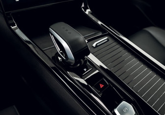 Подержанный автомобиль Geely Cityray 2024 года (11 фото)