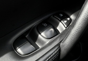 Подержанный автомобиль Nissan X-Trail 2021 года (12 фото)