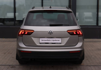 Подержанный автомобиль Volkswagen Tiguan 2019 года (4 фото)