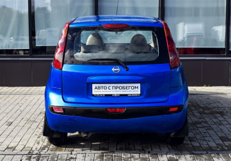 Подержанный автомобиль Nissan Note 2006 года (4 фото)