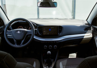 Подержанный автомобиль LADA (ВАЗ) Vesta Sedan 2023 года (17 фото)