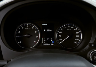 Подержанный автомобиль Mitsubishi Outlander 2019 года (9 фото)