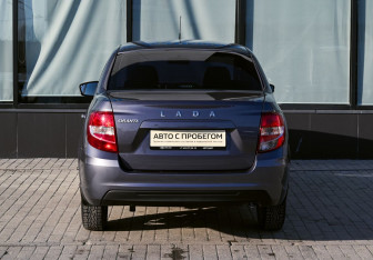 Подержанный автомобиль LADA (ВАЗ) Granta Sedan 2022 года (4 фото)