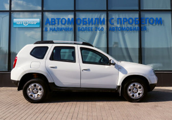 Подержанный автомобиль Renault Duster 2014 года (6 фото)