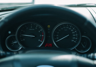 Подержанный автомобиль Mazda 6 Sedan 2010 года (16 фото)