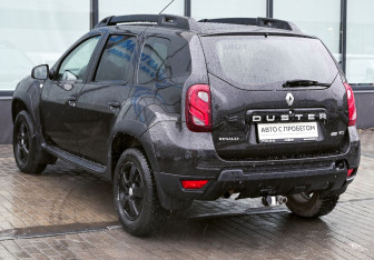Подержанный автомобиль Renault Duster 2019 года (3 фото)