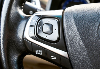 Подержанный автомобиль Toyota Camry Sedan 2015 года (13 фото)