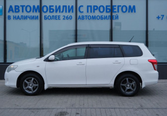 Подержанный автомобиль Toyota Corolla Wagon 2009 года (2 фото)