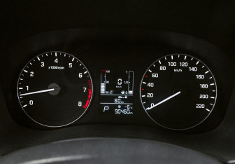 Подержанный автомобиль Hyundai Creta 2017 года (18 фото)