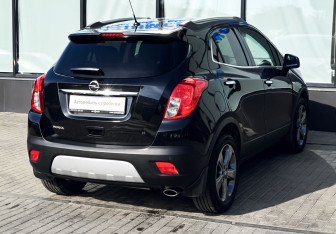 Подержанный автомобиль Opel Mokka 2014 года (5 фото)