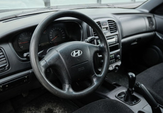 Подержанный автомобиль Hyundai Sonata 2008 года (9 фото)