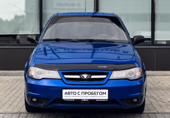 Подержанный автомобиль Daewoo Nexia Sedan 2008 года (8 фото)