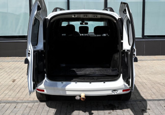 Подержанный автомобиль LADA (ВАЗ) Largus Wagon 2019 года (17 фото)