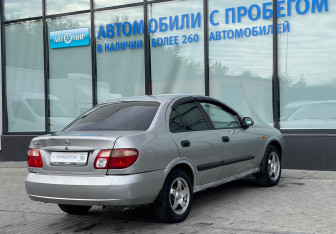Подержанный автомобиль Nissan Almera Sedan 2005 года (5 фото)