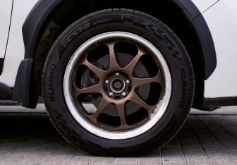 Подержанный автомобиль Subaru XV 2014 года (22 фото)