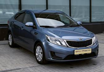 Подержанный автомобиль Kia Rio Sedan 2013 года (7 фото)