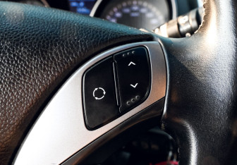 Подержанный автомобиль Hyundai i30 Hatchback 2014 года (12 фото)