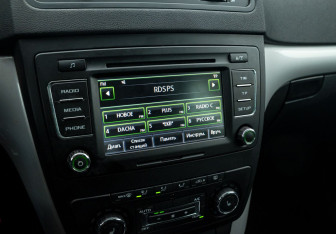 Подержанный автомобиль Skoda Yeti 2013 года (13 фото)