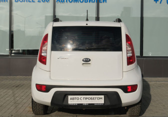 Подержанный автомобиль Kia Soul 2012 года (4 фото)