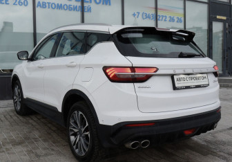 Подержанный автомобиль Geely Coolray 2023 года (3 фото)