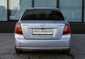 Подержанный автомобиль Chevrolet Lacetti Sedan 2010 года (4 фото)