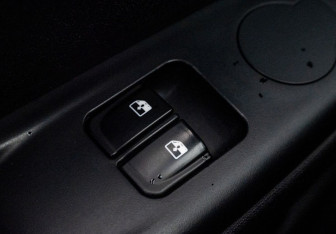 Подержанный автомобиль Hyundai i20 2010 года (17 фото)