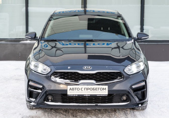 Подержанный автомобиль Kia Cerato Sedan 2018 года (8 фото)