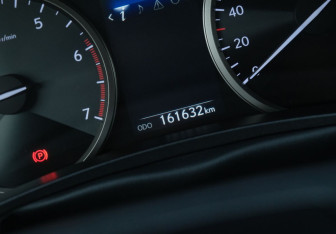 Подержанный автомобиль Lexus NX 2015 года (15 фото)