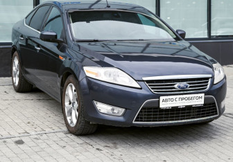 Подержанный автомобиль Ford Mondeo Sedan 2010 года (7 фото)