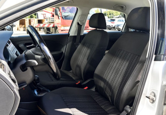 Подержанный автомобиль Volkswagen Polo Sedan 2017 года (15 фото)