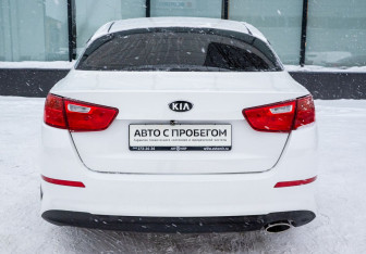 Подержанный автомобиль Kia Optima Sedan 2014 года (5 фото)