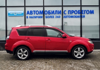Подержанный автомобиль Mitsubishi Outlander 2007 года (6 фото)