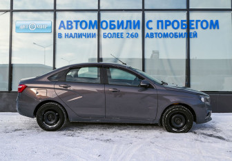 Подержанный автомобиль LADA (ВАЗ) Vesta Sedan 2017 года (6 фото)